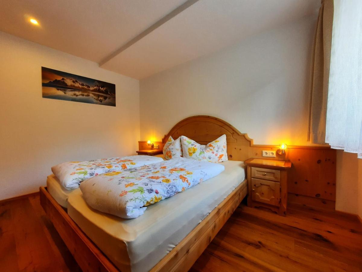 Ferienwohnung Haus Bergblick Spiss Exterior foto