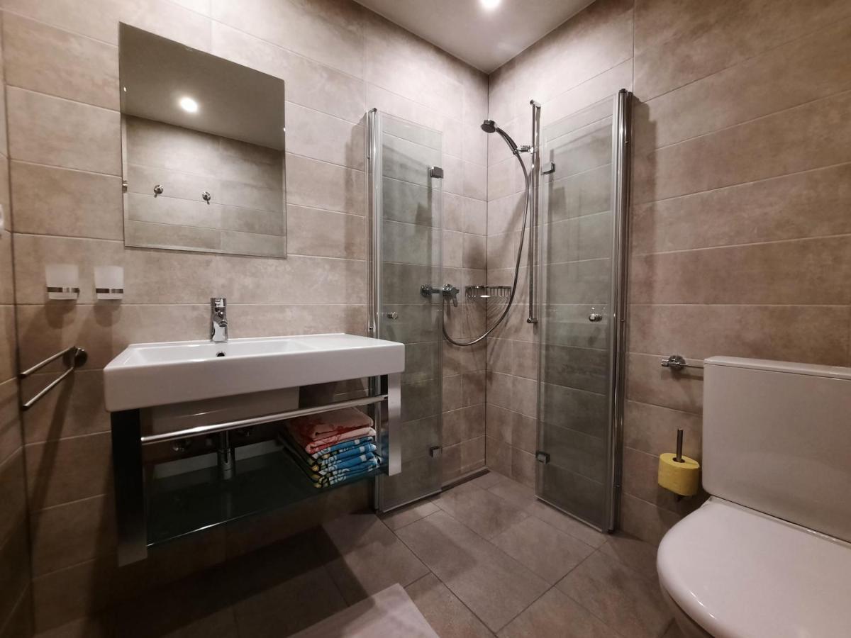 Ferienwohnung Haus Bergblick Spiss Exterior foto